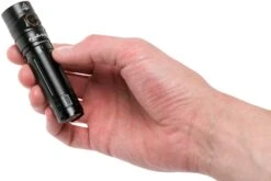 Fenix E30R Aufladbare EDC-Taschenlampe, 1600 Lumen 14 Fenix E30R Aufladbare EDC-Taschenlampe, 1600 Lumen -Schnitt Pro Verkäufe FEE30R 07 fenix