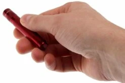 Maglite Mag-Lite Solitaire LED Rot -Schnitt Pro Verkäufe ML7707 63 80MM 03 maglite solitaire led red ml7707 63 80mm d3